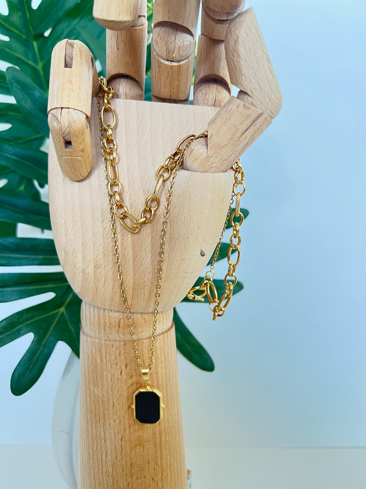 Black Pendant Layered Necklace