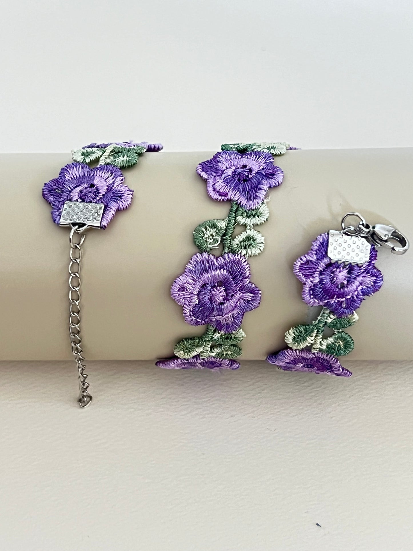 Embroidery Coquette Floral Choker