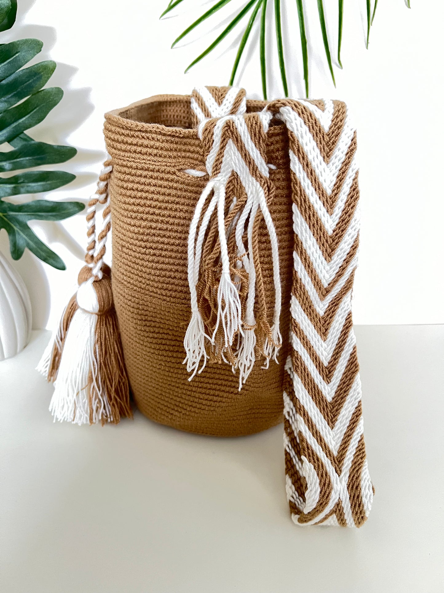 Small Hand-Knit Wayuu Bucket Bag