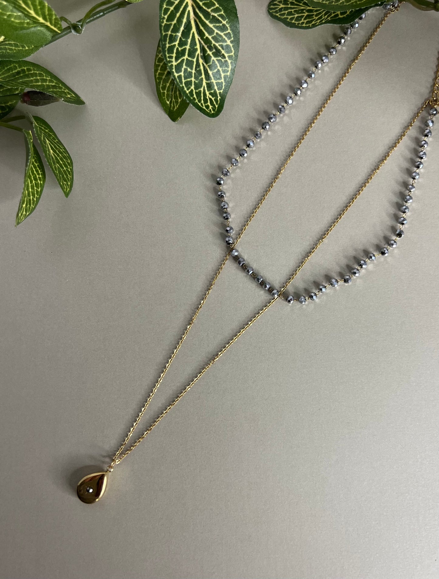 Elegant Layered Pendant Necklace