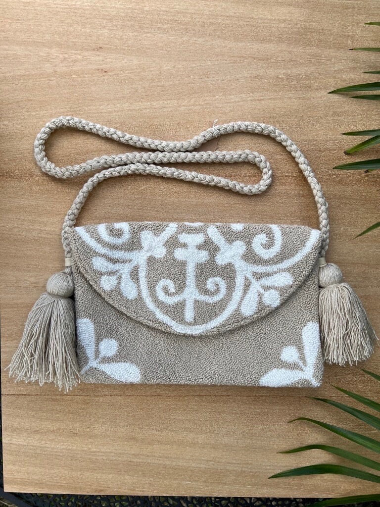 Classic & Elegant Handwoven Bag