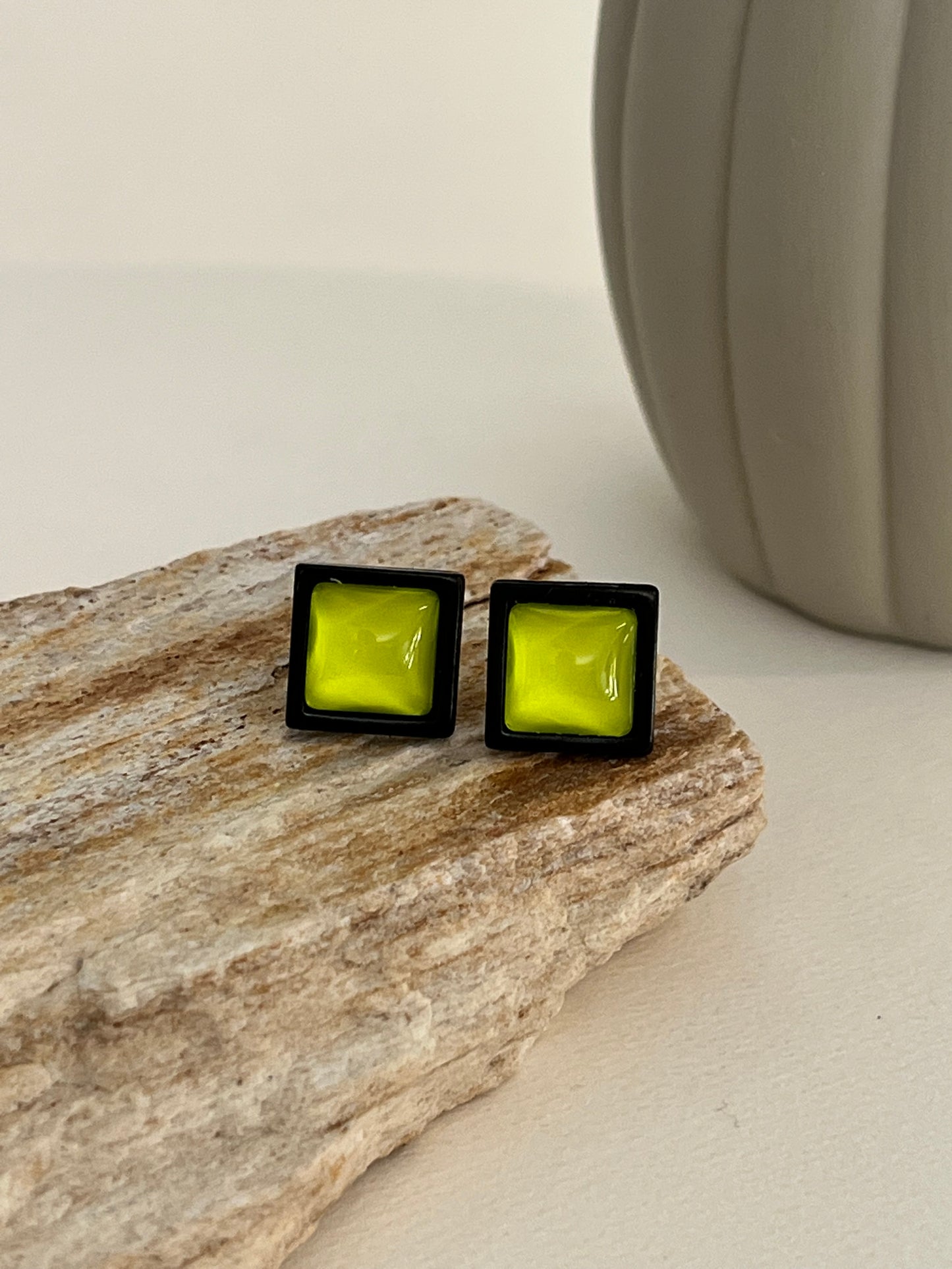 Pop-of-Color Edgy Earring Set