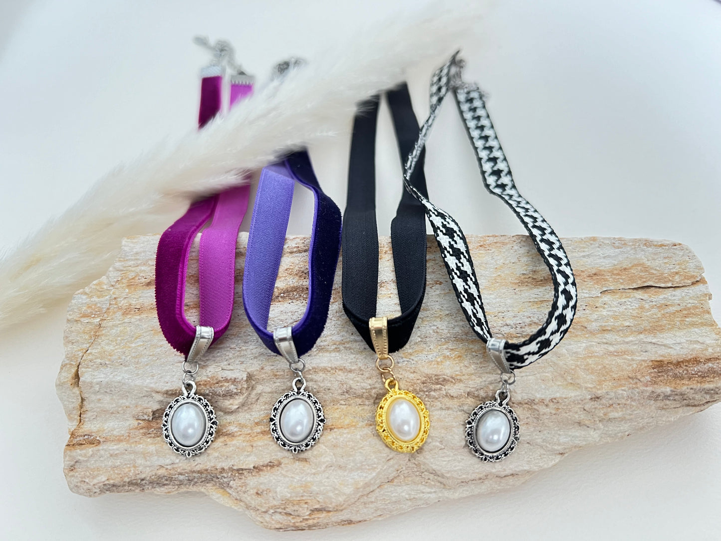 Trendy Velvet Choker with Pendant