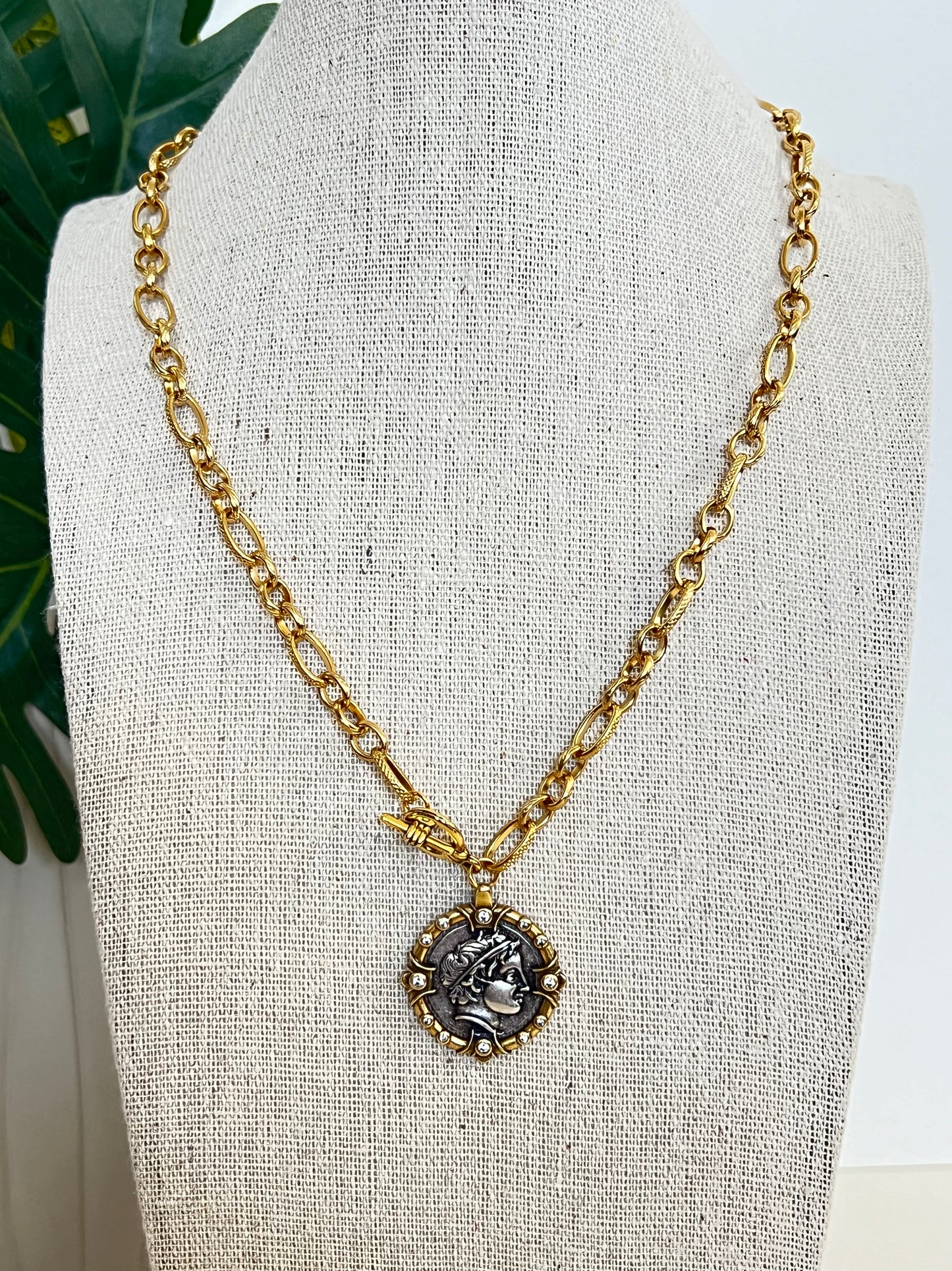 Antique Gold Bronze Medallion Pendant Necklace