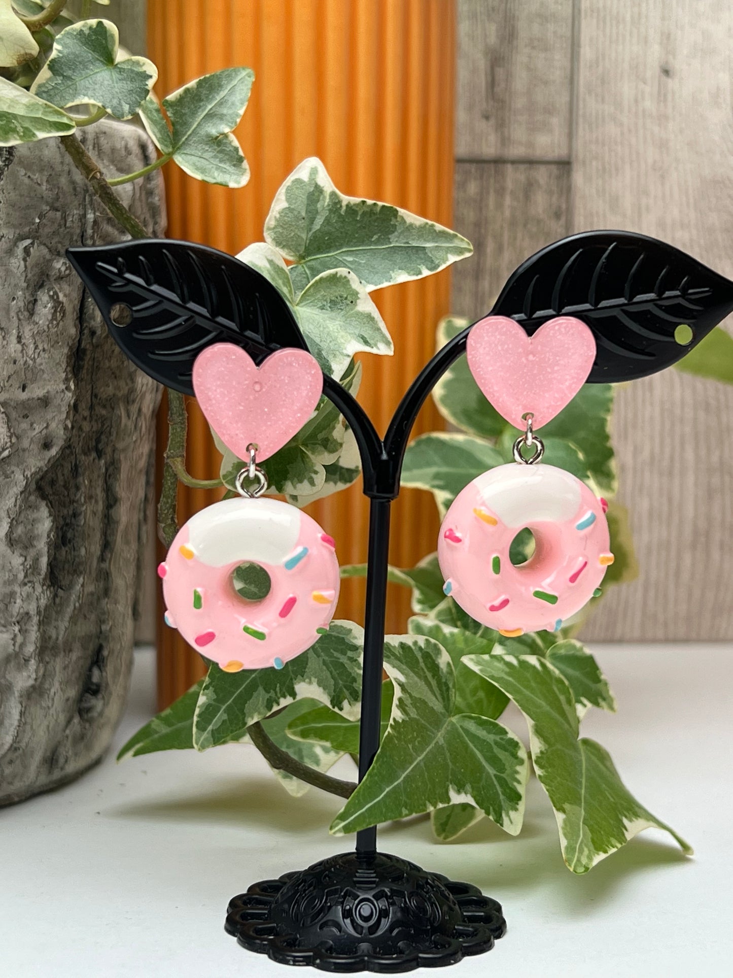 Kawaii Donut & Heart Dangle Earrings
