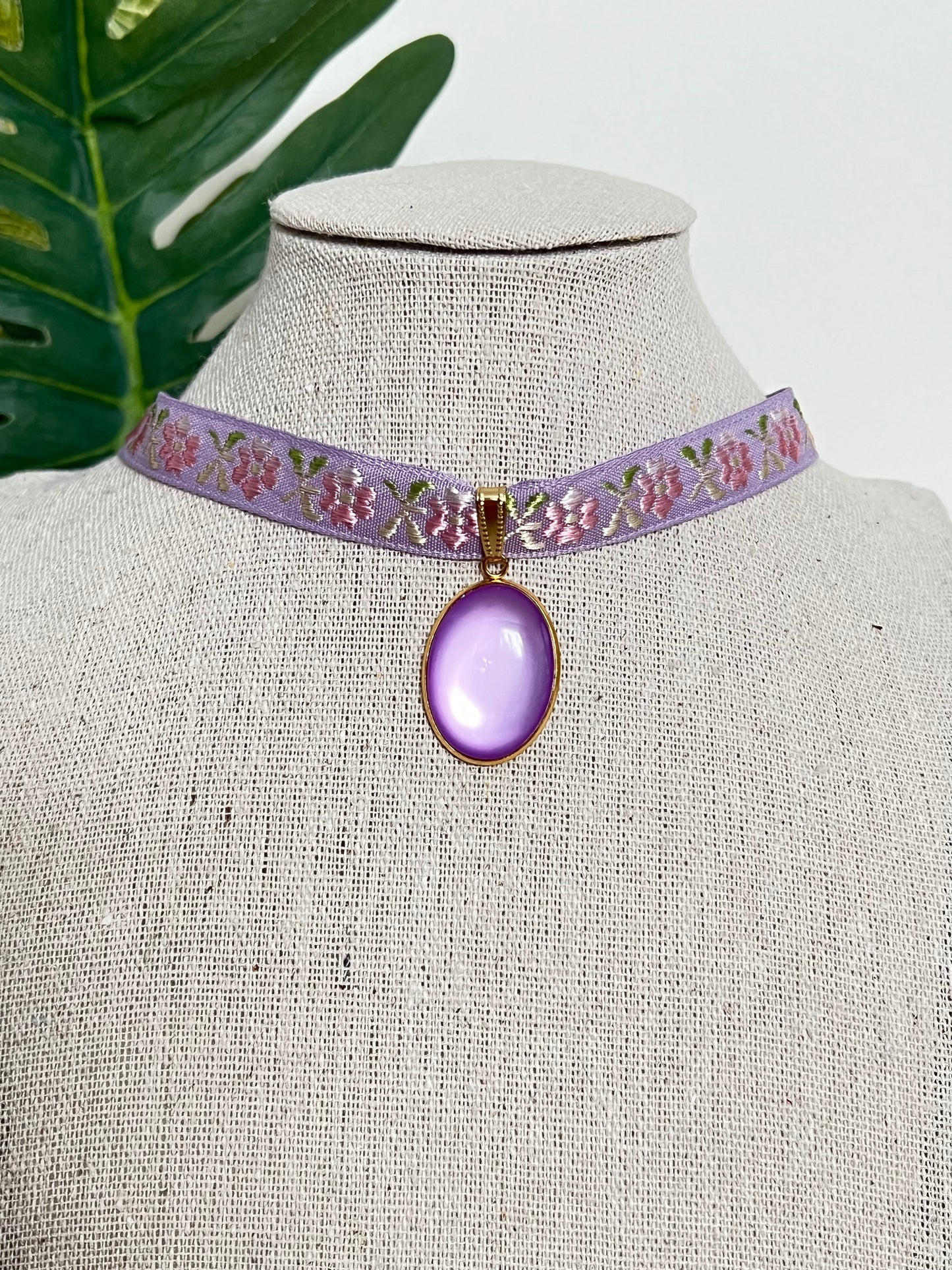 Floral & Flirty Oversized Lolita Choker