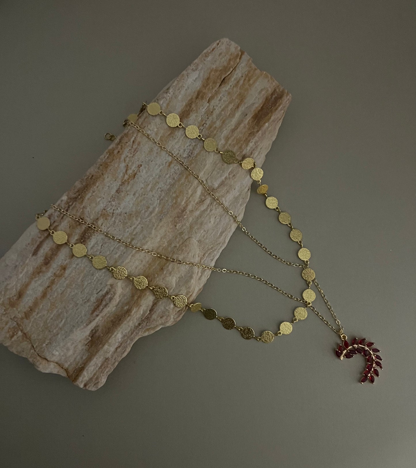 Romantic Leaf Pendant Necklace Set