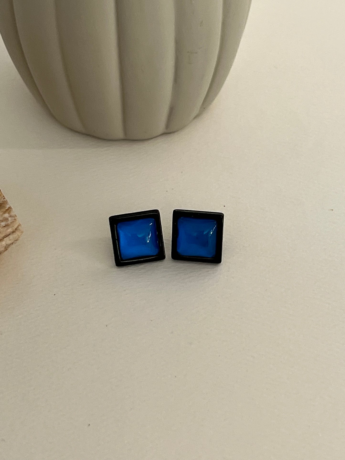 Pop-of-Color Edgy Earring Set