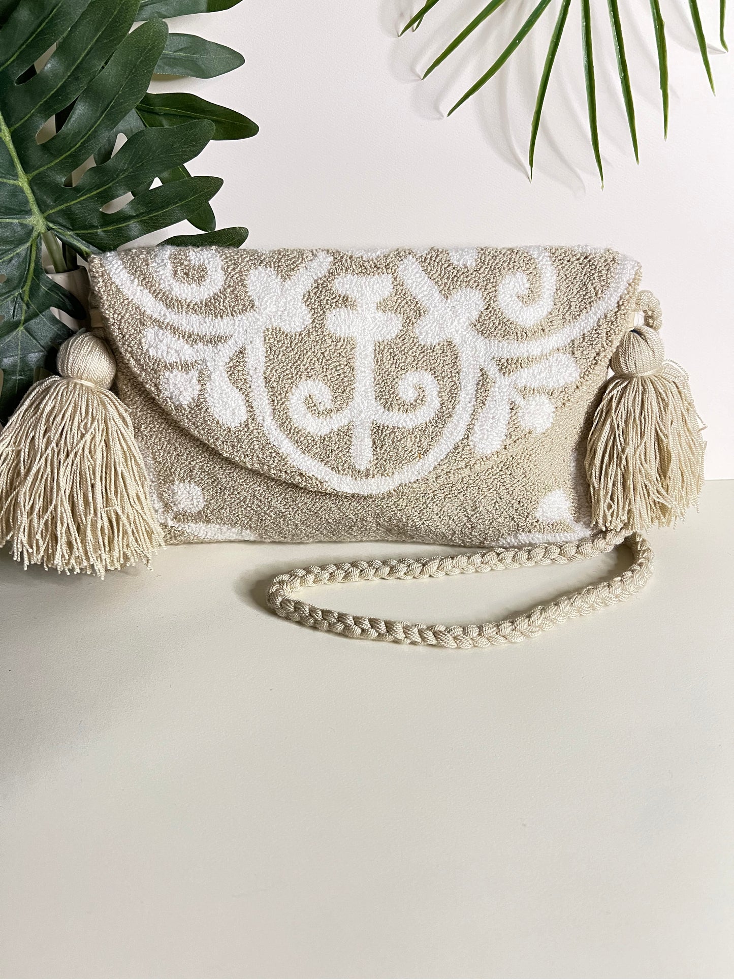 Classic & Elegant Handwoven Bag