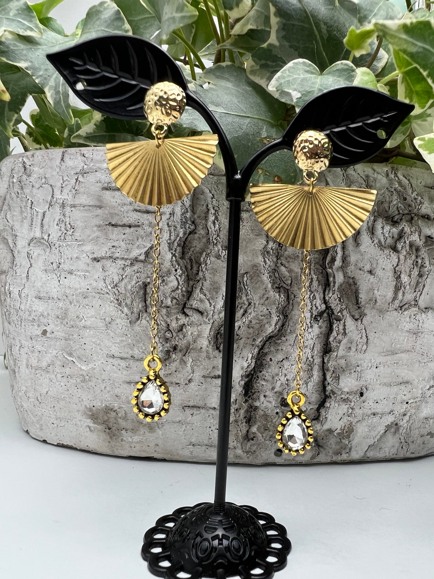 Flirty Romantic Long Dangle Earrings