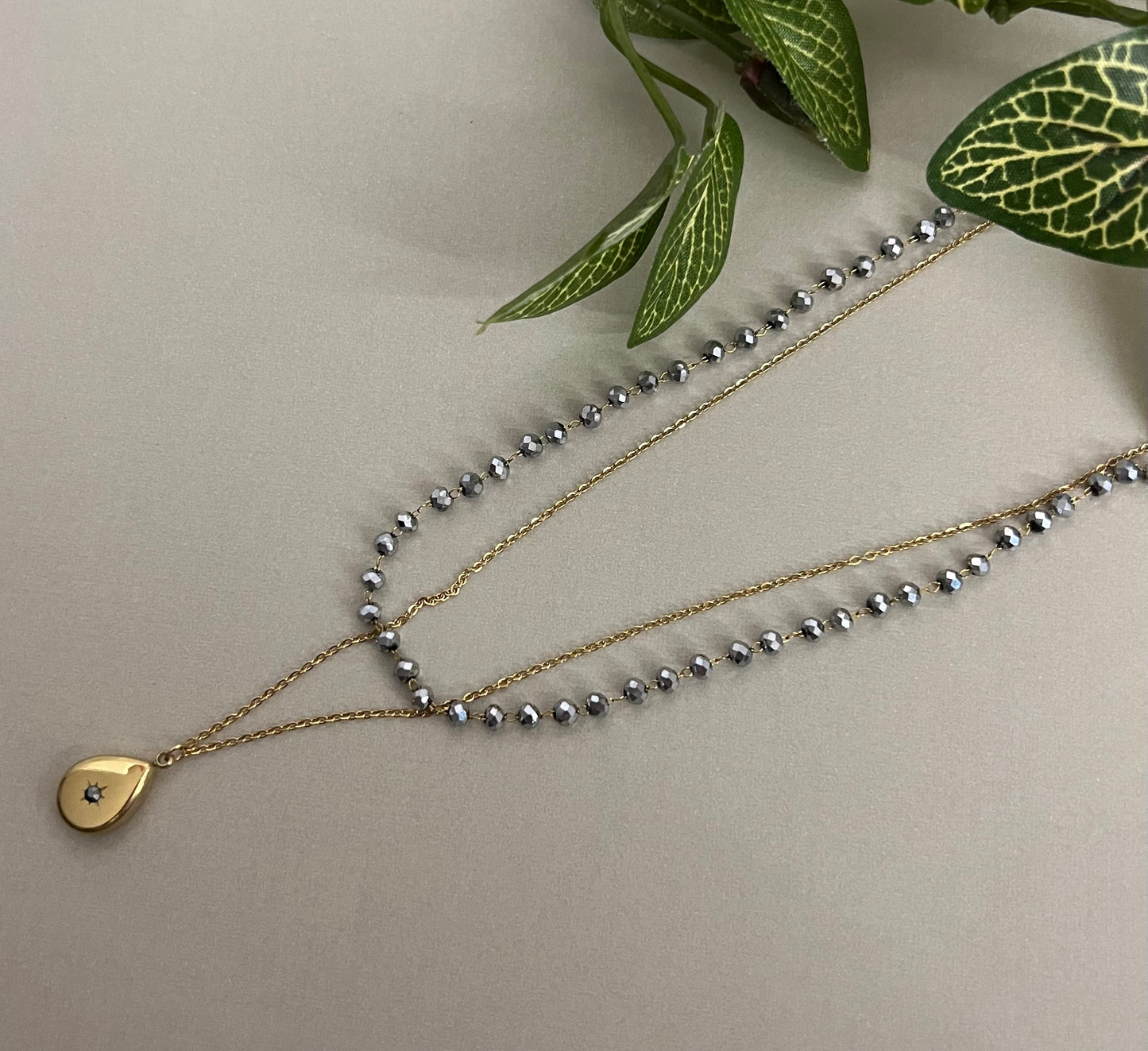 Elegant Layered Pendant Necklace