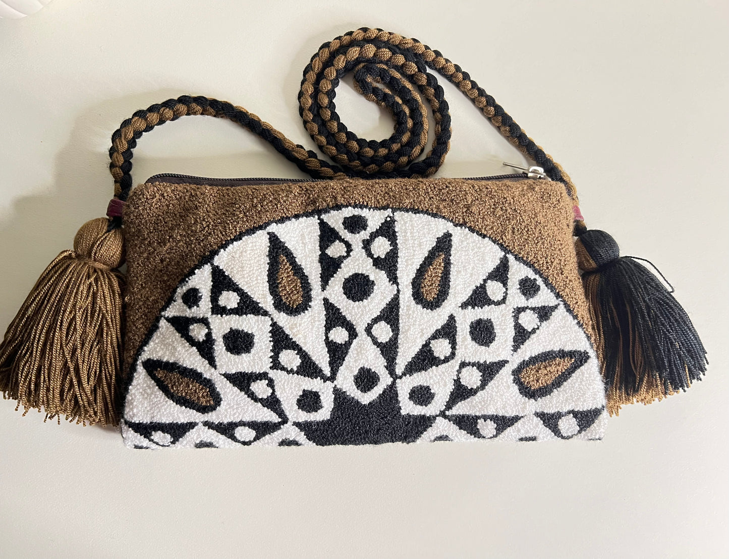 Unique Geometric Pattern Shoulder Bag