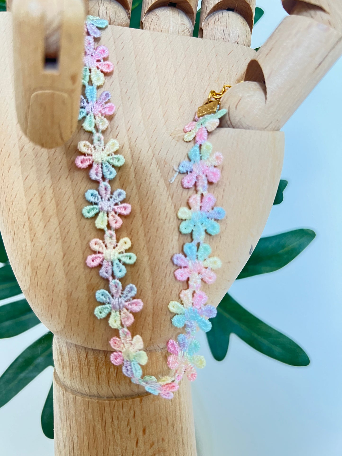 Embroidery Coquette Floral Choker