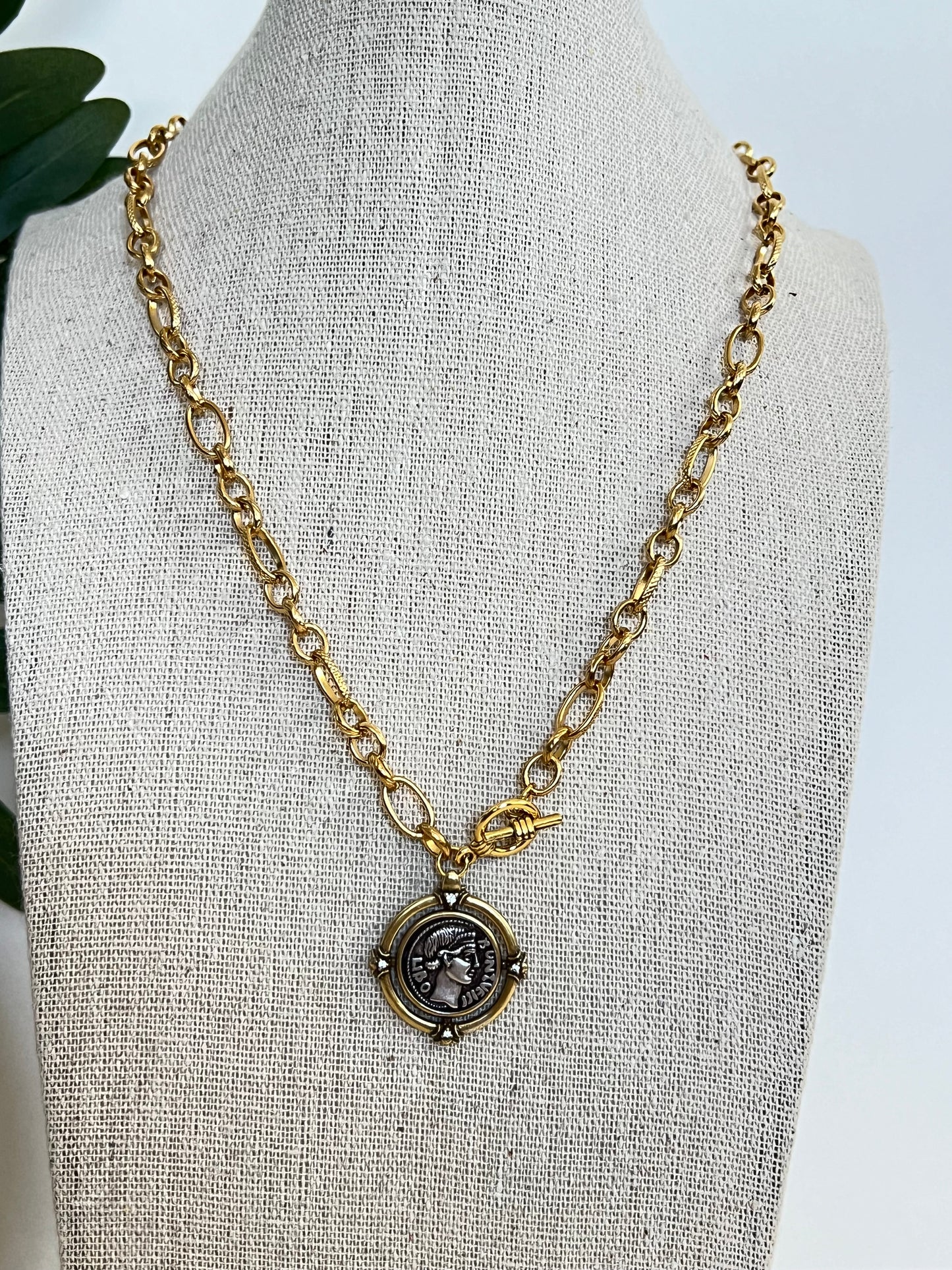 Antique Gold Bronze Medallion Pendant Necklace