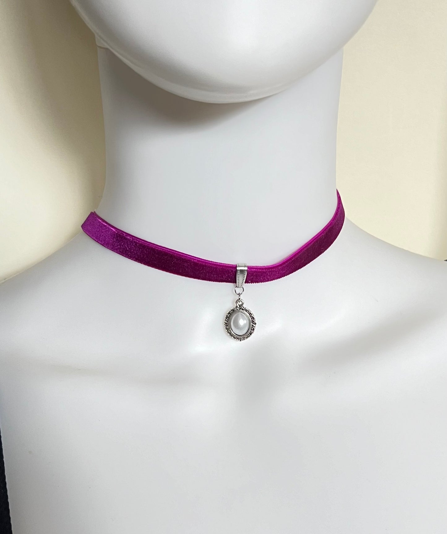 Trendy Velvet Choker with Pendant