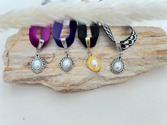 Trendy Velvet Choker with Pendant