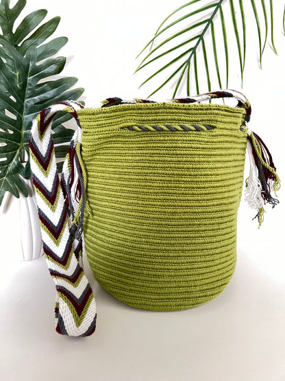 Small Hand-Knit Wayuu Bucket Bag