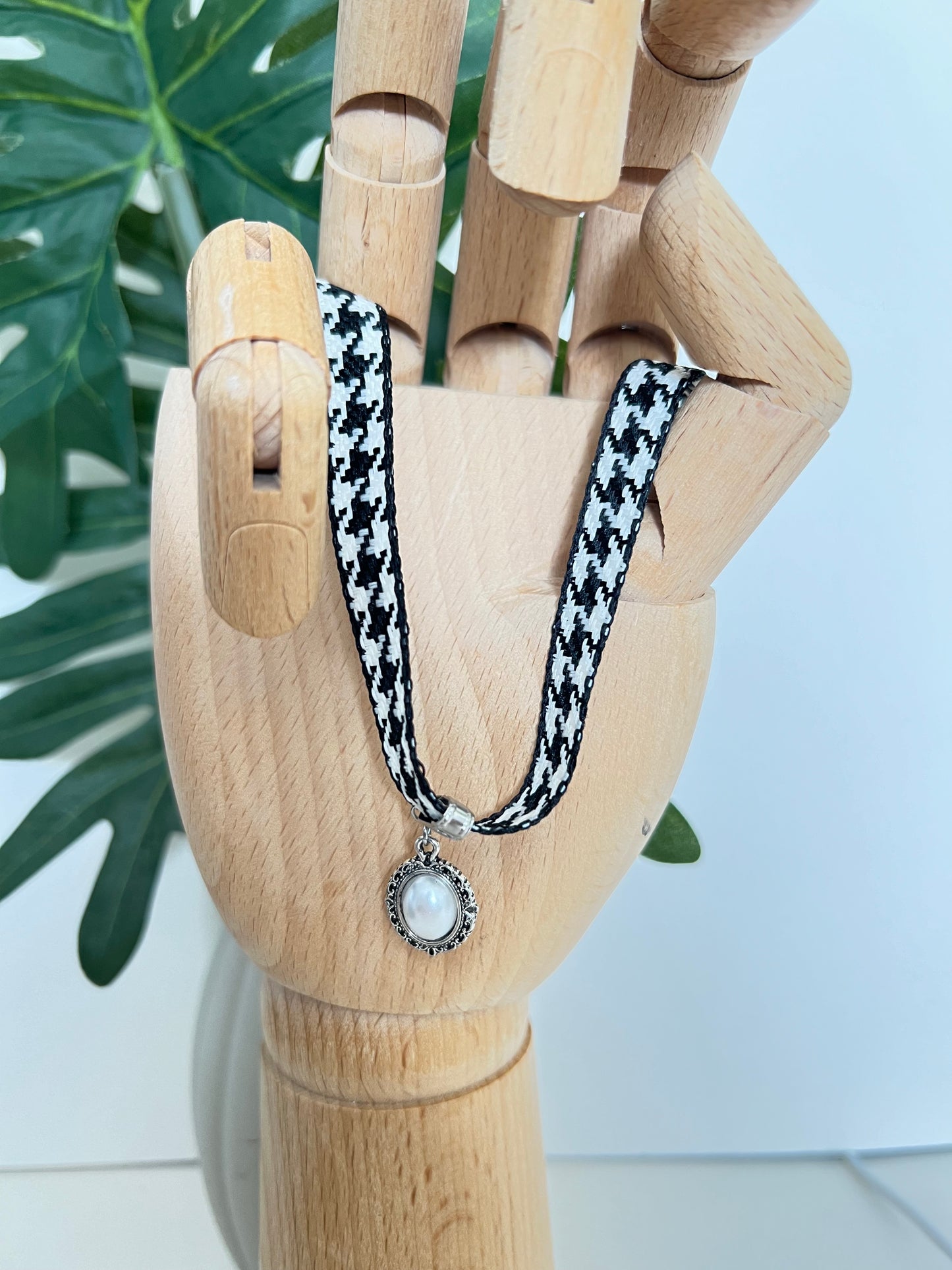 Trendy Velvet Choker with Pendant