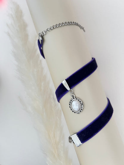 Trendy Velvet Choker with Pendant