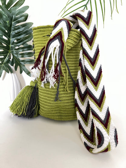 Small Hand-Knit Wayuu Bucket Bag