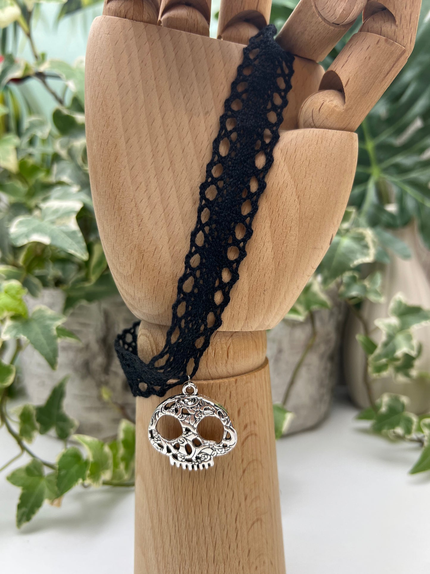 Gothic Chic Skull Choker