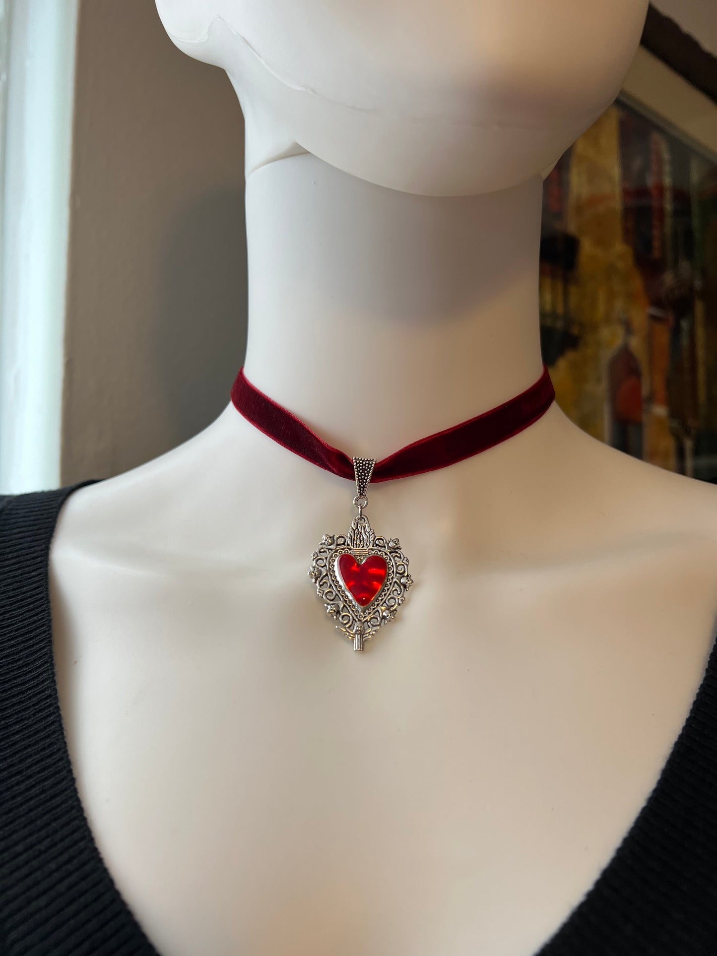 Romantic Victorian Goth Heart Velvet Choker