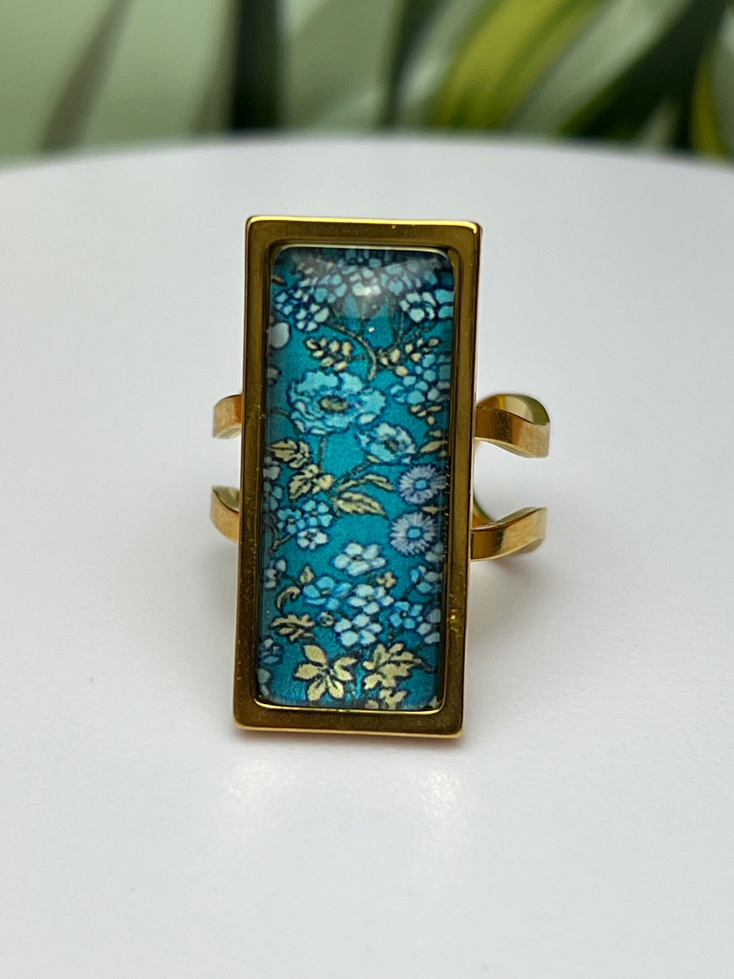 Floral Design Rectangular Rings