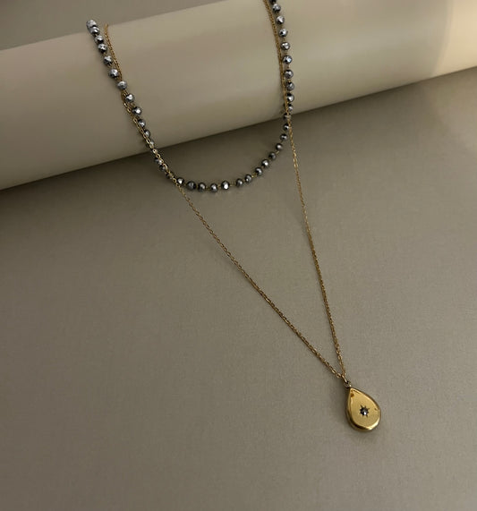 Elegant Layered Pendant Necklace