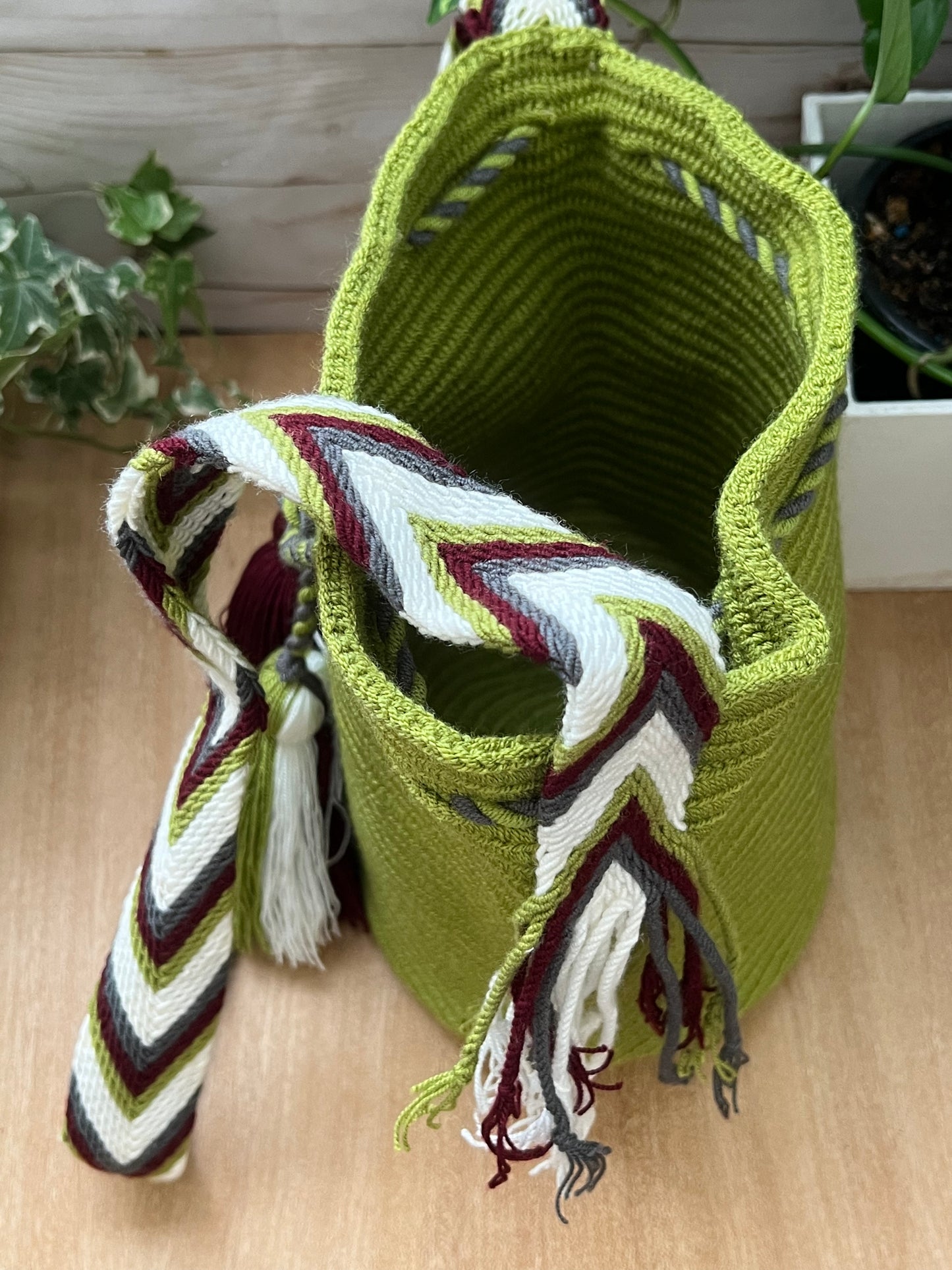 Small Hand-Knit Wayuu Bucket Bag