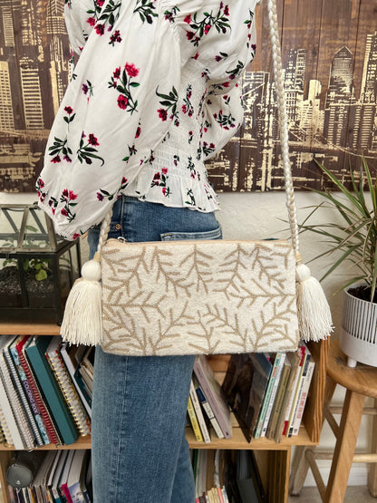 White & Gold Chic Shoulder Bag