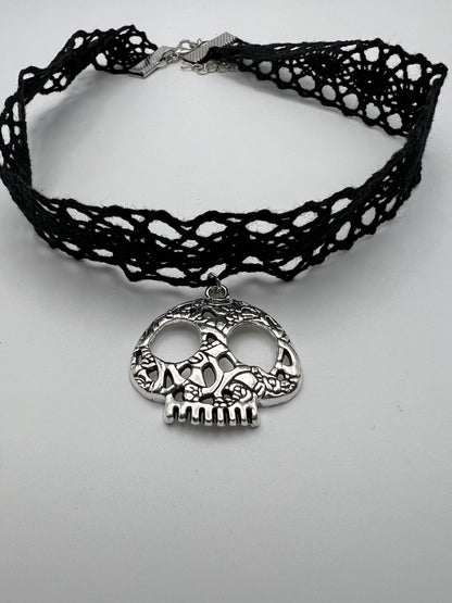 Gothic Chic Skull Choker