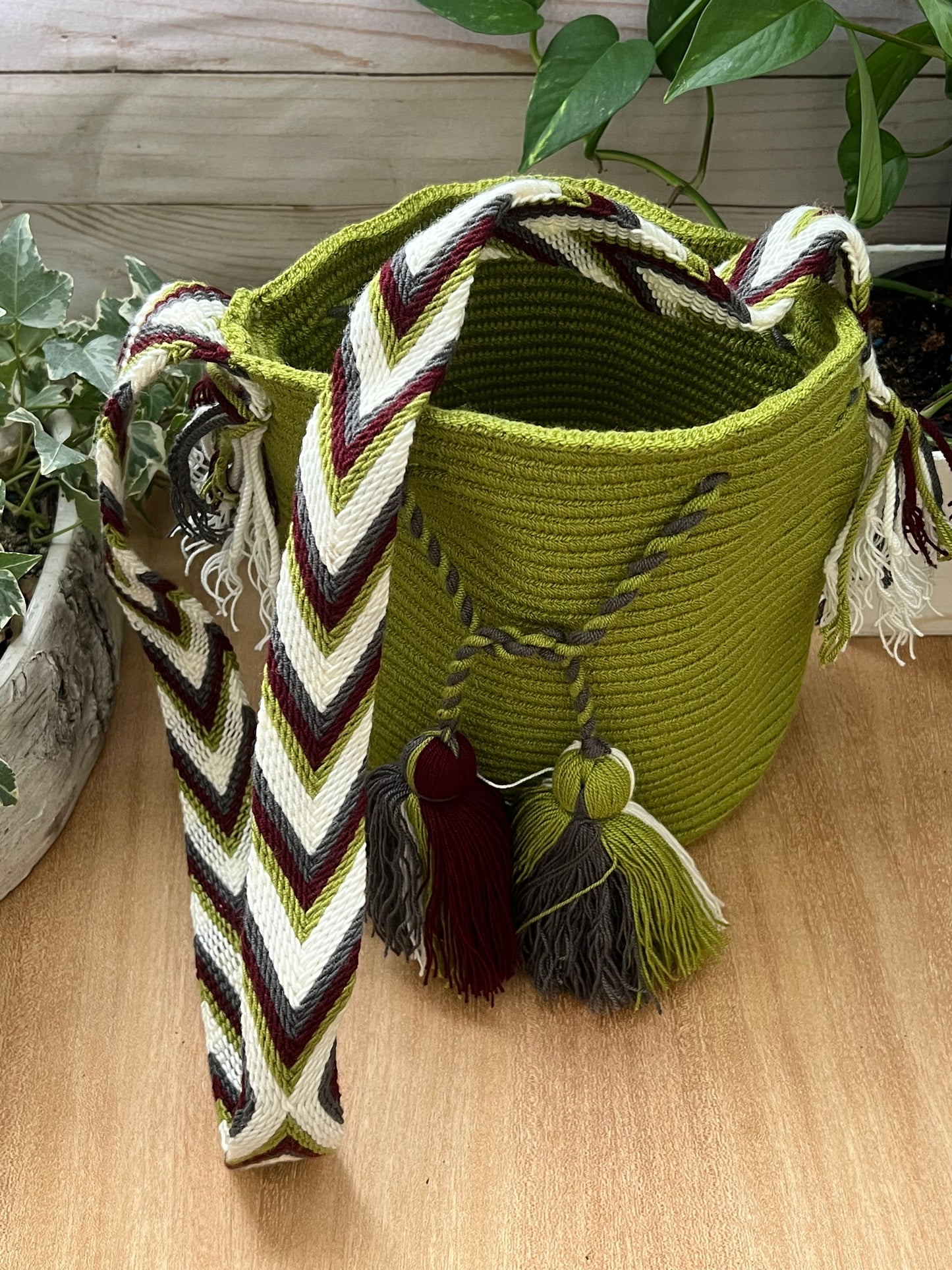 Small Hand-Knit Wayuu Bucket Bag