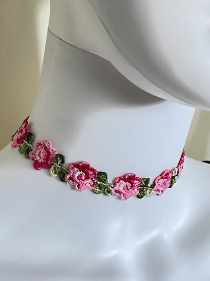 Embroidery Coquette Floral Choker