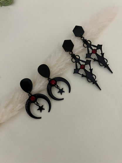 Black & Red Classic Gothic Earrings