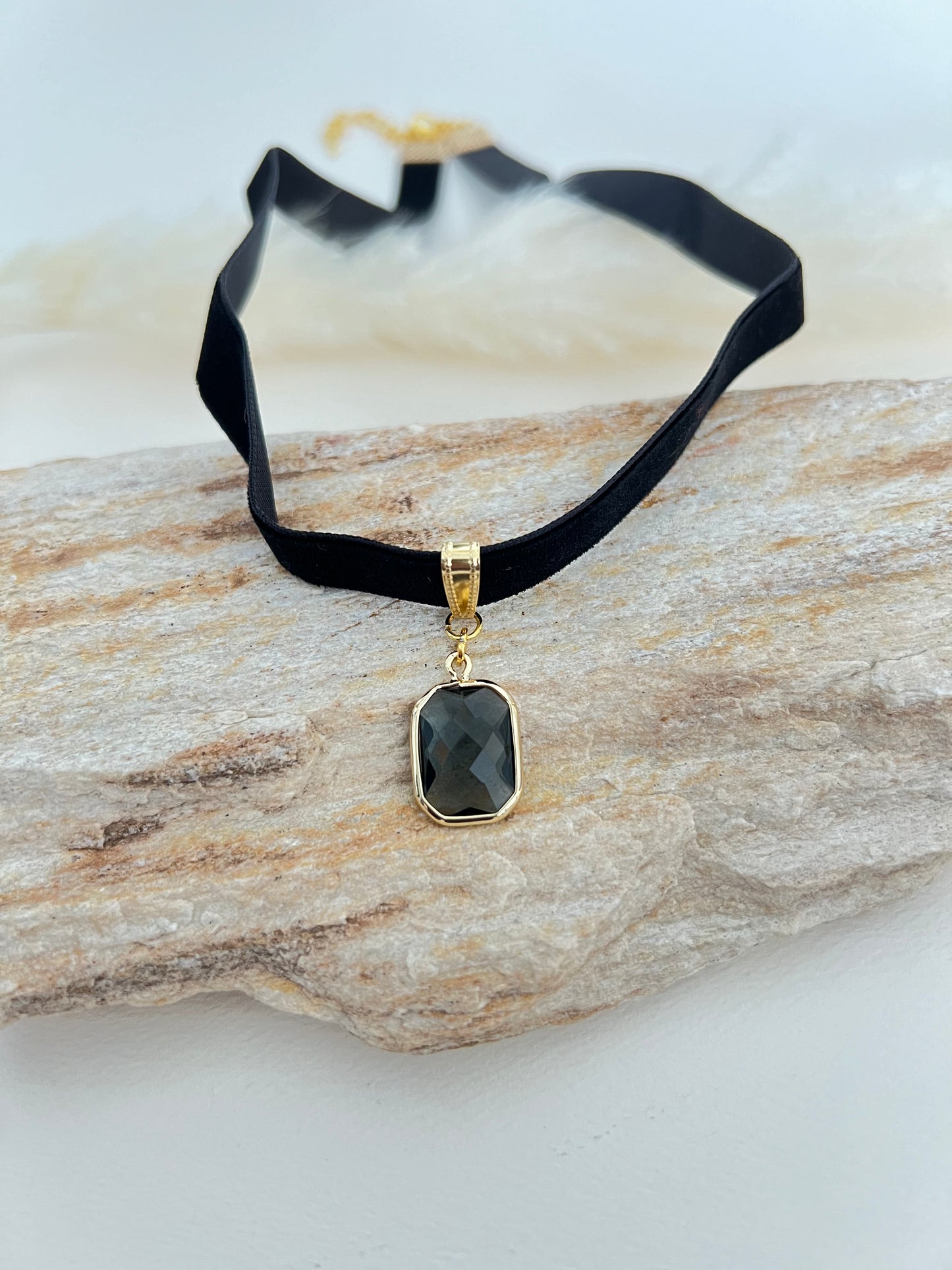 Velvet Choker with Stylish Pendant