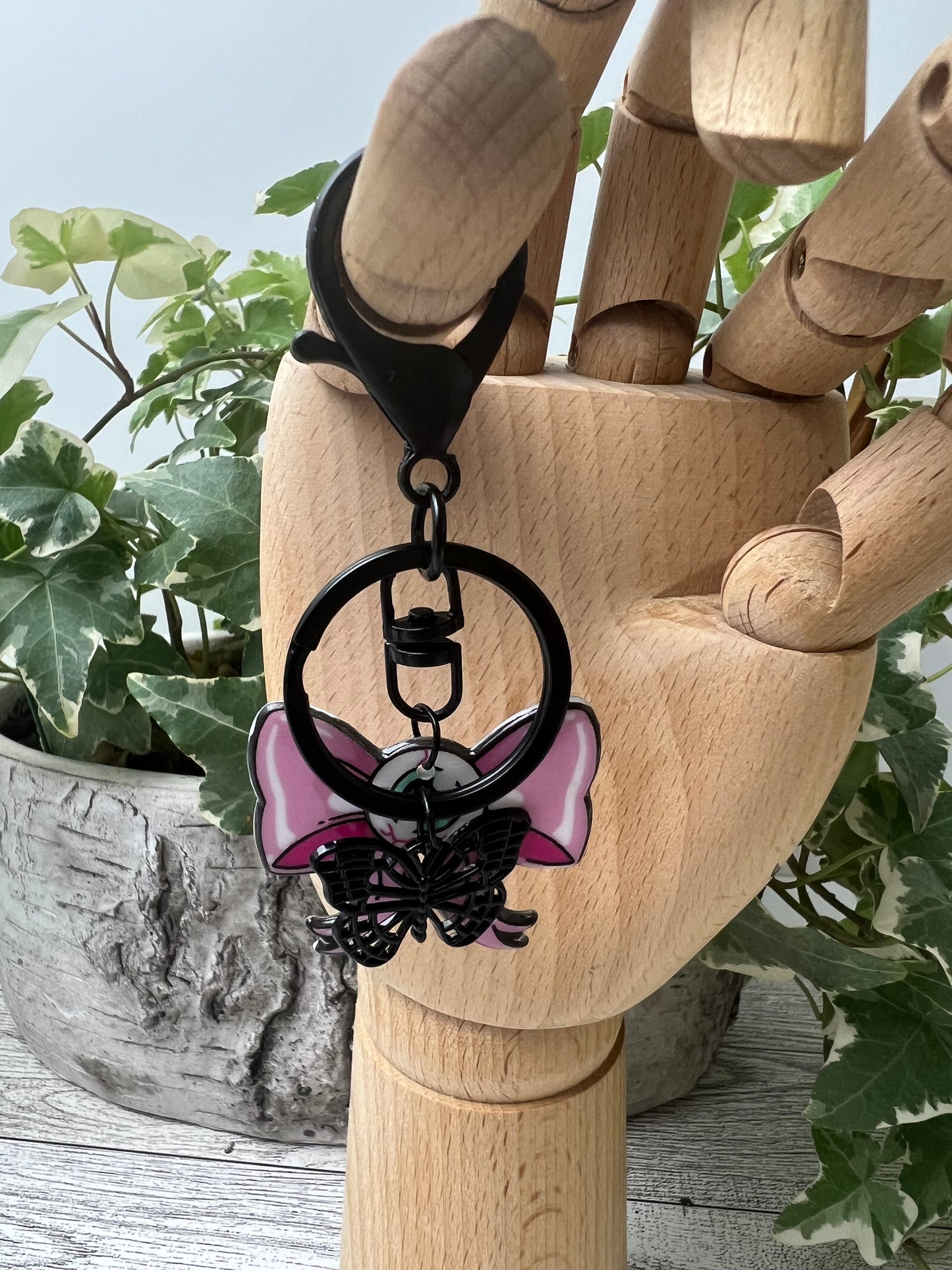 Bow & Eye Pastel Goth Kaychain