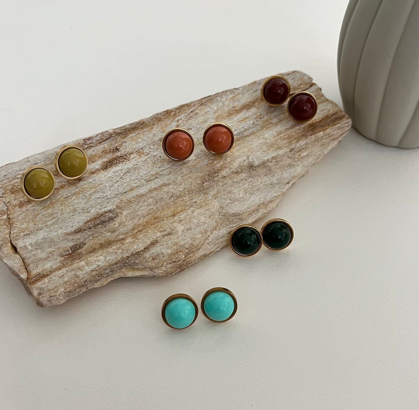 Round Colorful Stud Earrings Set