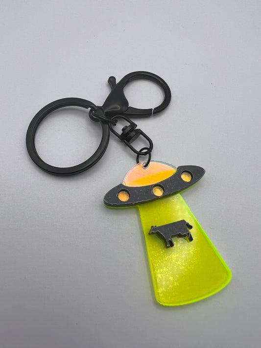 Y2K Cow & Aliens Keychain