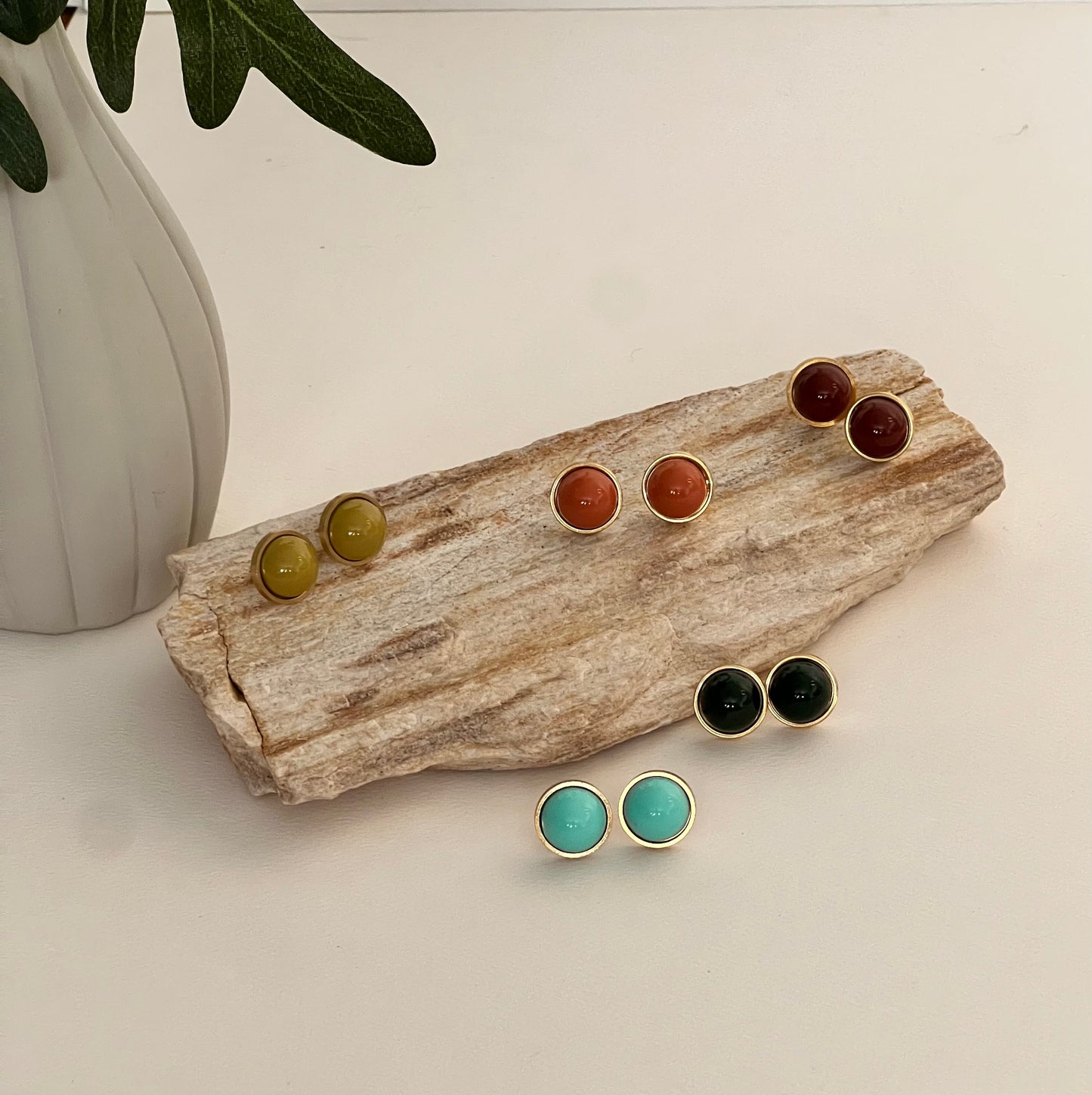 Round Colorful Stud Earrings Set