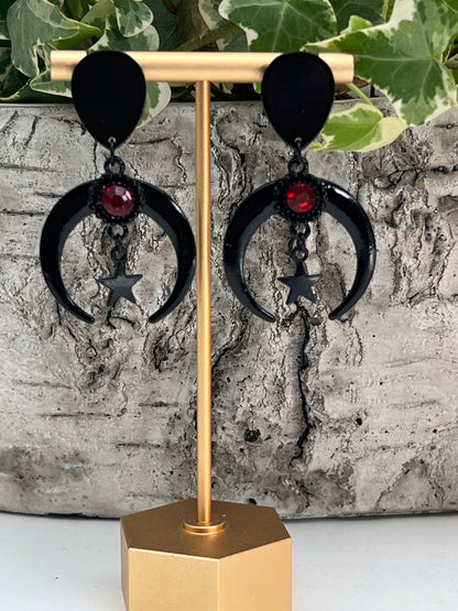 Black & Red Classic Gothic Earrings