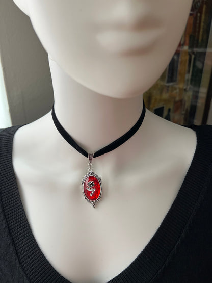 Romantic Edgy Rose Velvet Choker