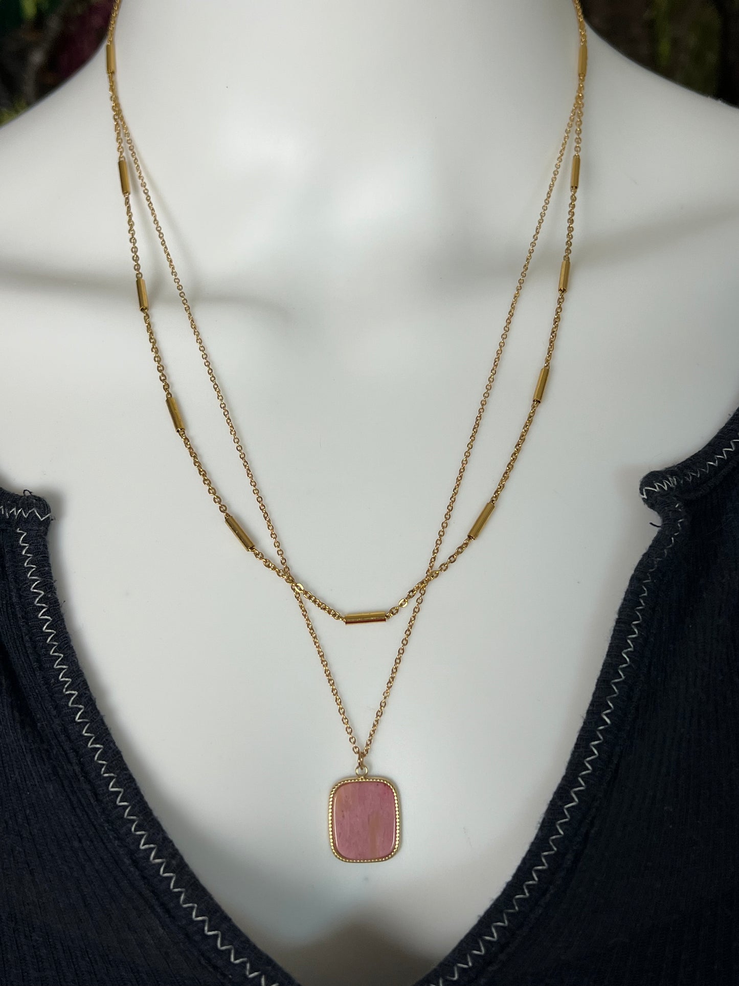 Pink & Gold Pendant Necklace