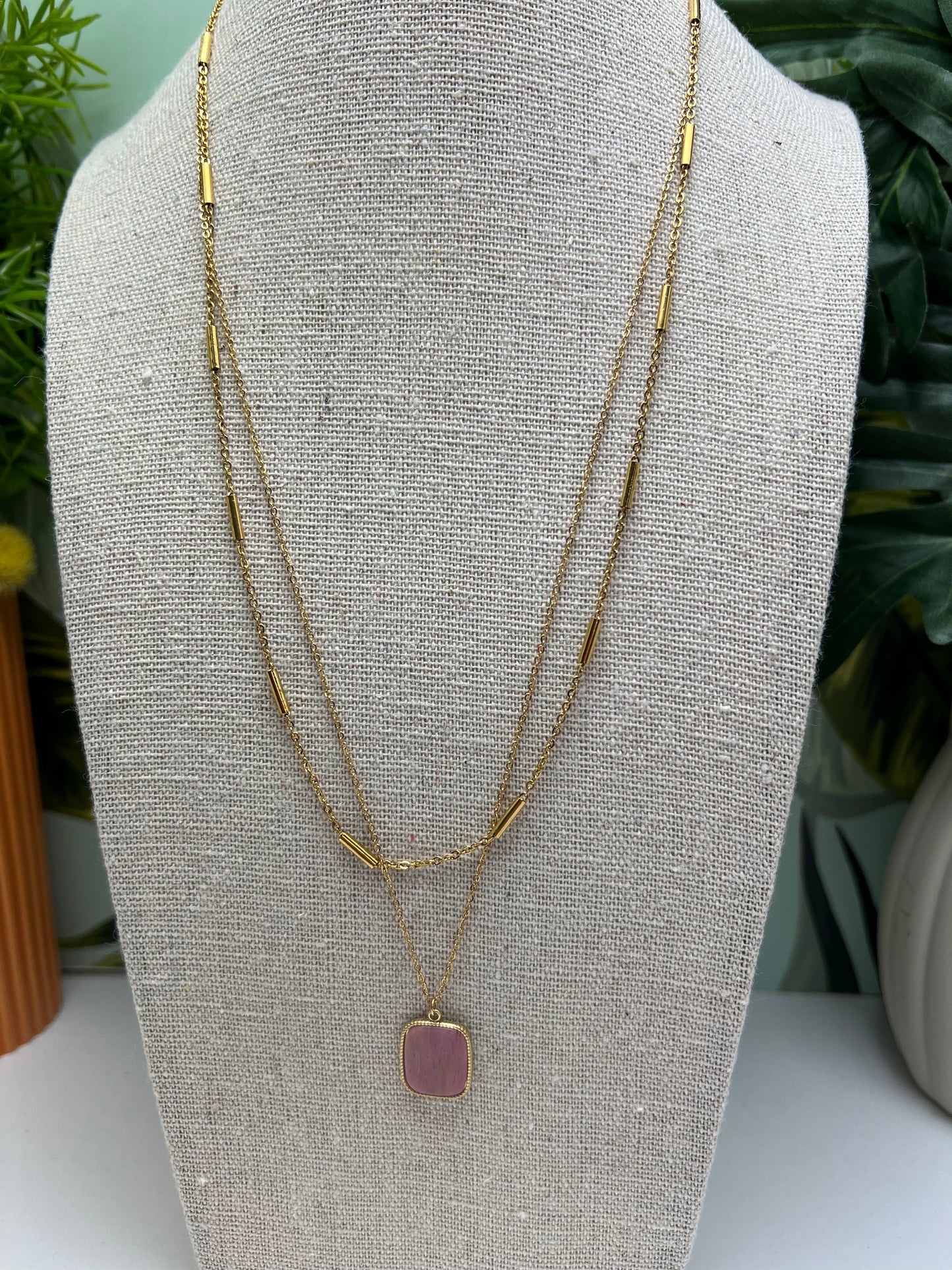 Pink & Gold Pendant Necklace